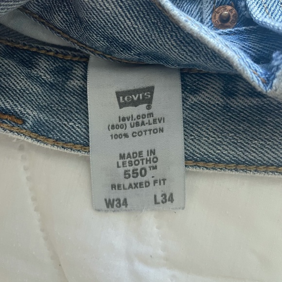 Levi’s Shorts - Picture 3 of 3